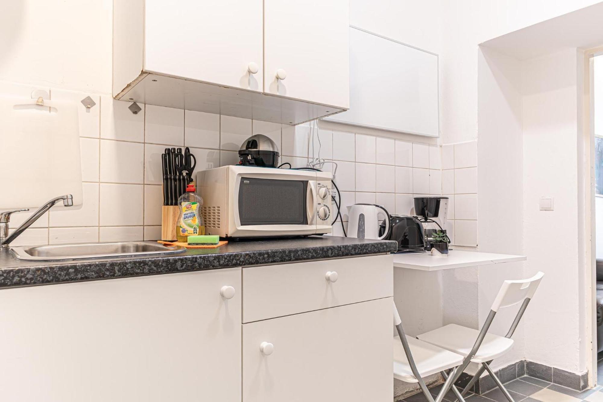 Apartamento Welcoming 1br Apt- Near U6 Station Am Schoepfwerk *